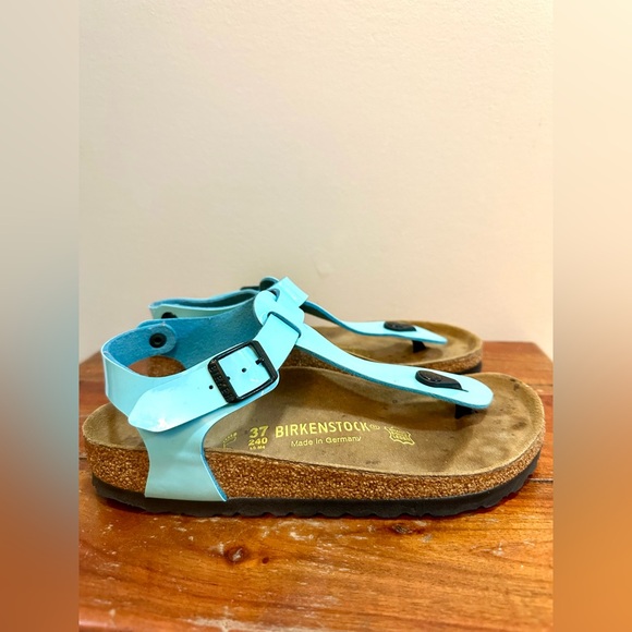 Birkenstock Turquoise PatentLeather Gizeh Sandals w/ back strap Women's Size 37 - Picture 5 of 8